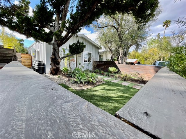 6211 Lubao Avenue, Woodland Hills CA: https://media.crmls.org/medias/52b0aaa0-82fa-4466-9844-5c7c7d0ccdde.jpg
