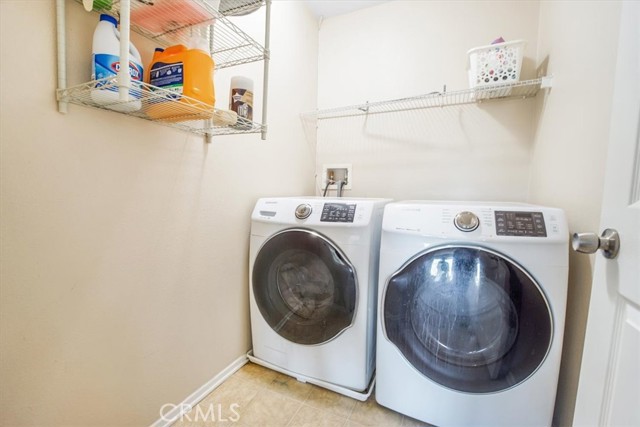 11411 Arlington Street, Adelanto CA: https://media.crmls.org/medias/52b1483e-4183-4f5a-94ea-daa14f95f159.jpg