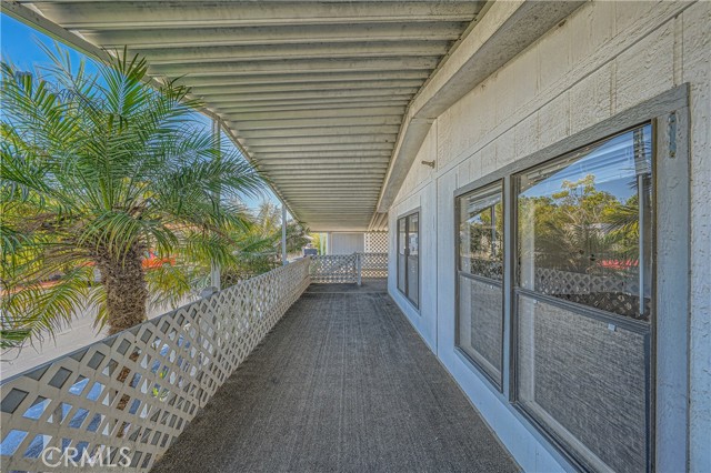 Detail Gallery Image 3 of 32 For 7051 Ellis Ave #3,  Huntington Beach,  CA 92648 - 3 Beds | 2 Baths