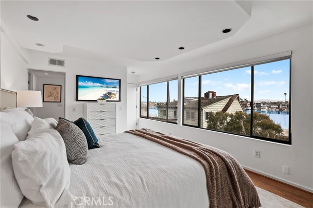 Detail Gallery Image 31 of 57 For 64 59th Pl, Long Beach,  CA 90803 - – Beds | – Baths