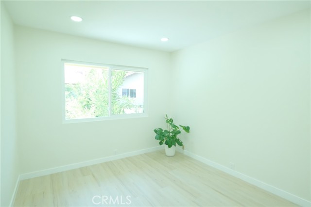 16329 Cherry Fall Lane, Cerritos CA: https://media.crmls.org/medias/52b249fe-c368-467e-b9cf-a7c7571bf844.jpg
