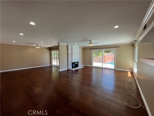 19241 Nashville Street, Northridge CA: https://media.crmls.org/medias/52b29451-bcfe-4394-a1b7-fe4cc888b740.jpg