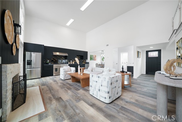 2423 Rockdell Street, La Crescenta CA: https://media.crmls.org/medias/52b531cd-b899-41b6-accc-53f3abd1cf7e.jpg