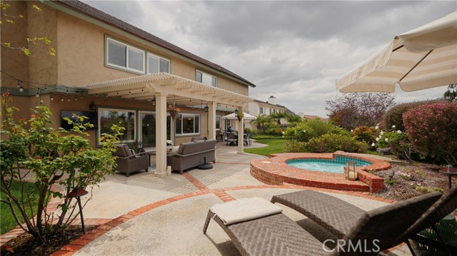 784 S Goldfinch, Anaheim Hills CA: https://media.crmls.org/medias/52b538e7-0ade-4de5-b2d8-5ae196d59fea.jpg