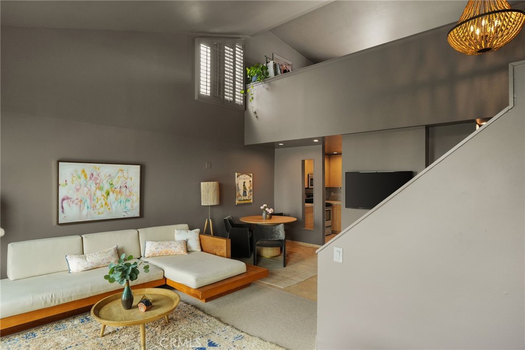 MLS #PV25132598 img 1