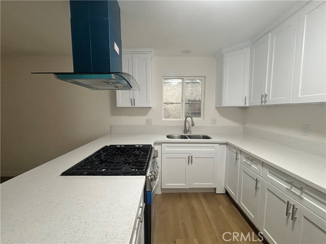 Detail Gallery Image 13 of 31 For 1705 E 111th Pl, Los Angeles,  CA 90059 - 3 Beds | 2 Baths