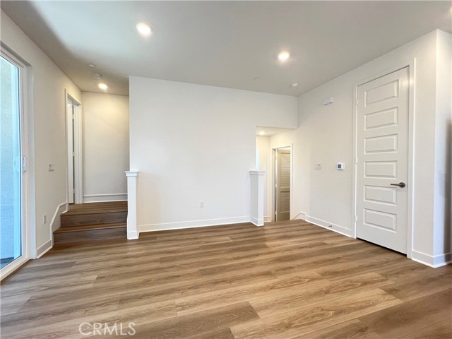 Detail Gallery Image 9 of 15 For 3513 Indigo Privado, Ontario,  CA 91764 - 3 Beds | 2/2 Baths