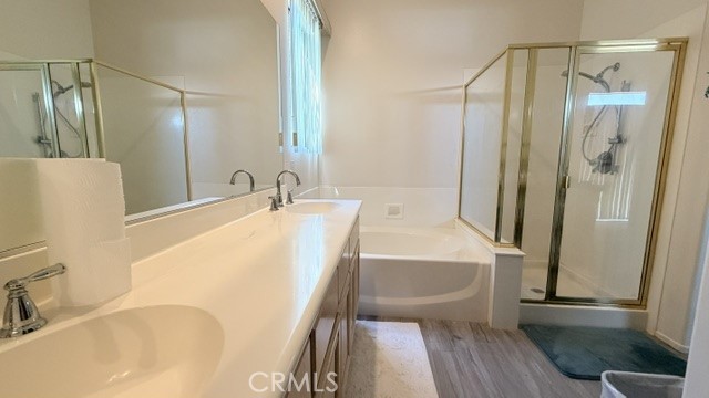https://media.crmls.org/medias/52b6201b-ac0f-4582-8549-254d65ebbd94.jpg?preset=X-Large