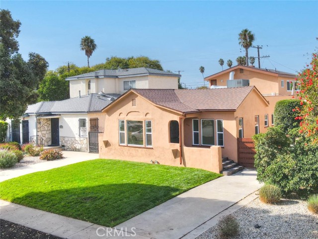 Detail Gallery Image 5 of 74 For 547 W 106th, Los Angeles,  CA 90044 - 3 Beds | 2 Baths