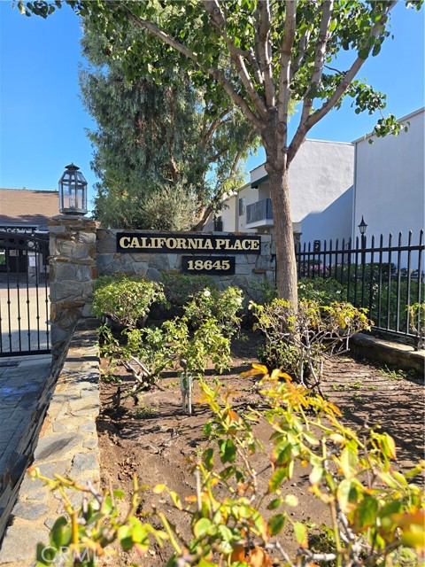Detail Gallery Image 27 of 31 For 18645 Hatteras St #161,  Tarzana,  CA 91356 - 2 Beds | 1/1 Baths