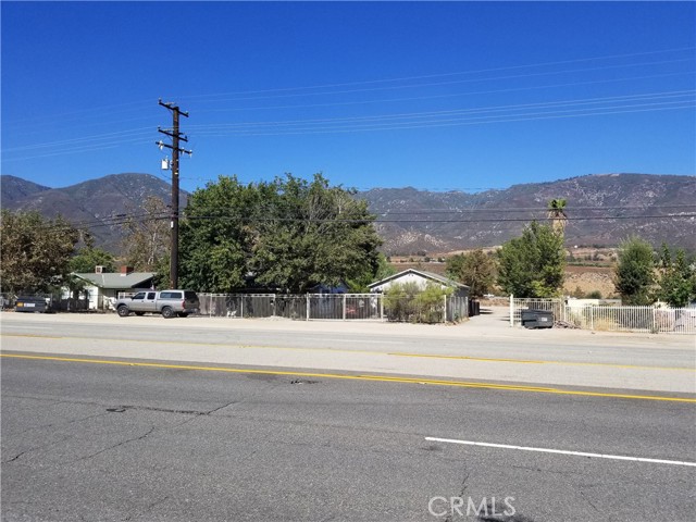 18970 Cajon Boulevard, San Bernardino, California 92407, ,Commercial Lease,For Rent,18970 Cajon Boulevard,CRIV24237742