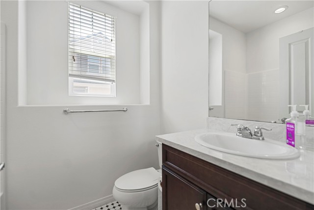 14681 Marist Lane, Chino CA: https://media.crmls.org/medias/52b7b11b-fea7-437e-96e1-4926bfdf61c3.jpg