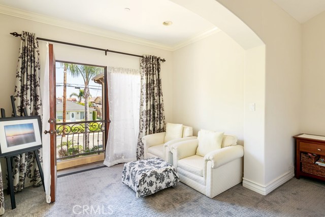 2010 Curtis Avenue, Redondo Beach, California 90278, 4 Bedrooms Bedrooms, ,2 BathroomsBathrooms,Residential,Sold,Curtis,SB18108494