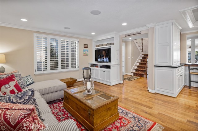 21761 Tahoe Lane, Lake Forest CA: https://media.crmls.org/medias/52b81b2e-5771-47dc-aa42-40b3f23e338f.jpg
