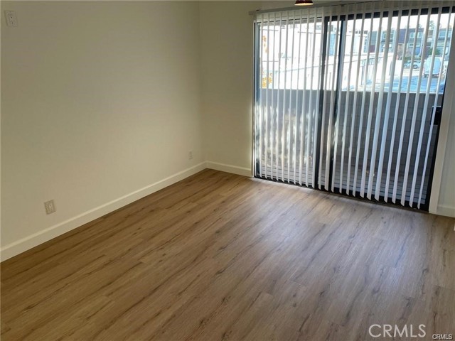 Detail Gallery Image 9 of 20 For 10001 Topanga Canyon Blvd #17,  Chatsworth,  CA 91311 - 3 Beds | 2/1 Baths