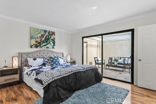 21 Morena, Irvine CA: https://media.crmls.org/medias/52b8c14f-0f5e-4a28-b034-906207bf1295.jpg