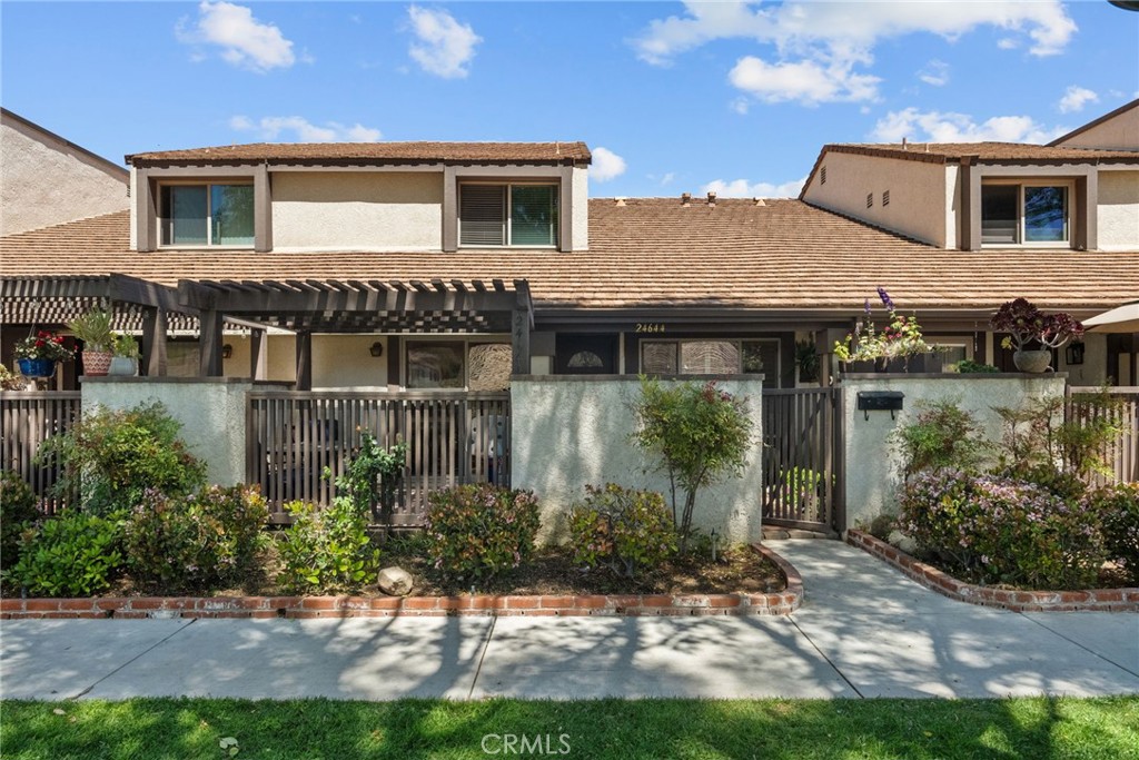 24644 Golfview Drive
