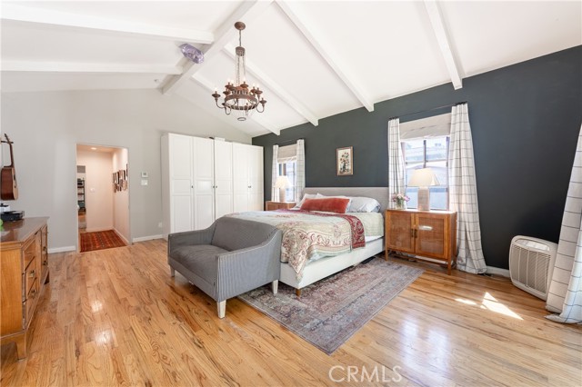 Detail Gallery Image 23 of 44 For 4437 Farmdale, Studio City,  CA 91602 - 3 Beds | 3 Baths