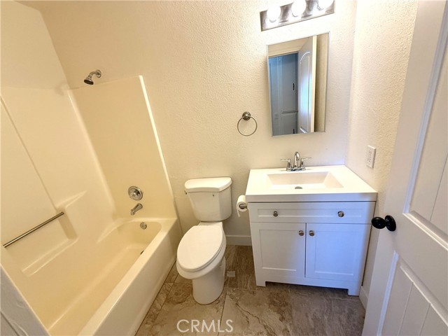 Detail Gallery Image 12 of 17 For 1011 Manzanita, Barstow,  CA 92311 - 3 Beds | 2 Baths