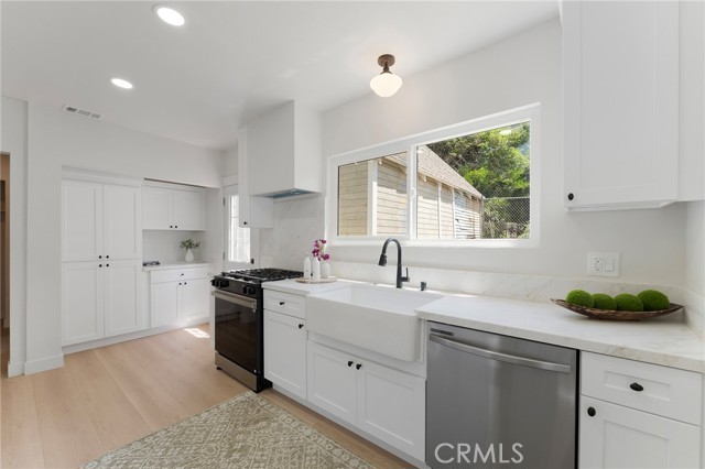 Detail Gallery Image 7 of 14 For 2628 Crestmoore, Los Angeles,  CA 90065 - 1 Beds | 1 Baths