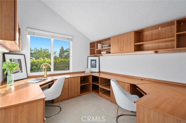 Detail Gallery Image 32 of 46 For 24852 Costeau St, Laguna Hills,  CA 92653 - 4 Beds | 2/1 Baths