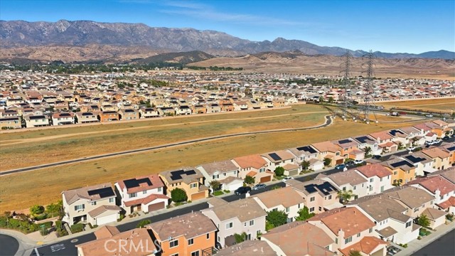Detail Gallery Image 39 of 43 For 1411 Chinaberry, Beaumont,  CA 92223 - 4 Beds | 3 Baths