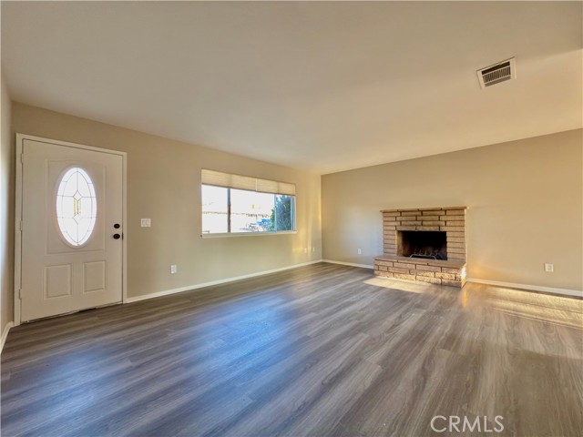 Detail Gallery Image 4 of 31 For 41043 Fieldspring St, Lancaster,  CA 93535 - 4 Beds | 2 Baths