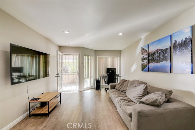 Detail Gallery Image 8 of 22 For 12651 Briarglen #K,  Stanton,  CA 90680 - 1 Beds | 1 Baths