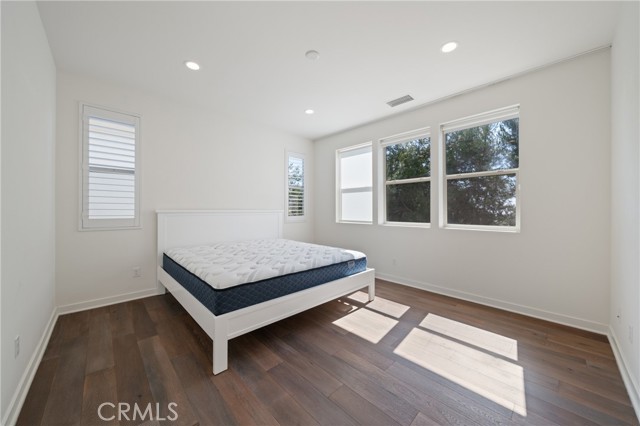 Detail Gallery Image 15 of 38 For 16 Sage, Lake Forest,  CA 92630 - 4 Beds | 3 Baths