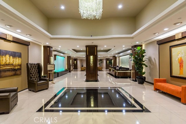 Detail Gallery Image 3 of 39 For 343 Pioneer Dr #602,  Glendale,  CA 91203 - 2 Beds | 2 Baths