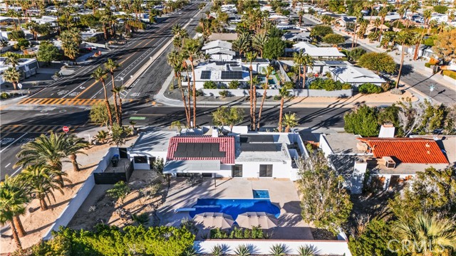 Detail Gallery Image 30 of 30 For 1033 E via Escuela, Palm Springs,  CA 92262 - 3 Beds | 2 Baths
