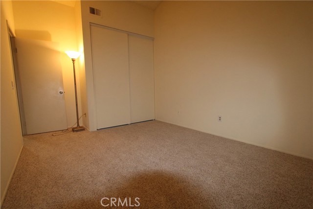 1380 W 48th Street, San Bernardino CA: https://media.crmls.org/medias/52bfa85c-5222-44fb-8009-e6531569bddb.jpg