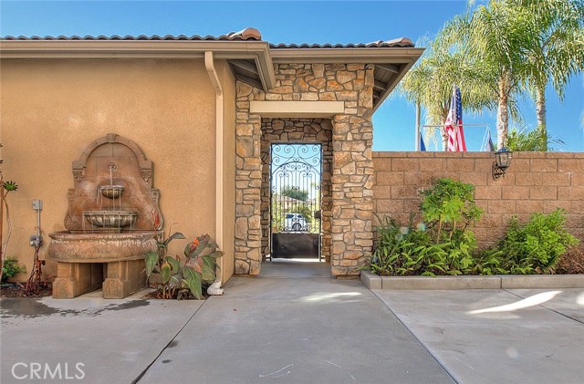 Detail Gallery Image 12 of 73 For 31722 Waterfall Way, Murrieta,  CA 92563 - 4 Beds | 3/1 Baths