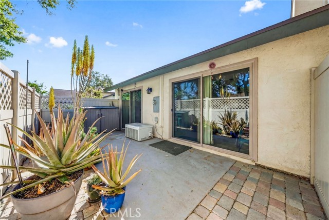 Detail Gallery Image 24 of 28 For 381 Roundtree Glen, Escondido,  CA 92026 - 2 Beds | 1 Baths