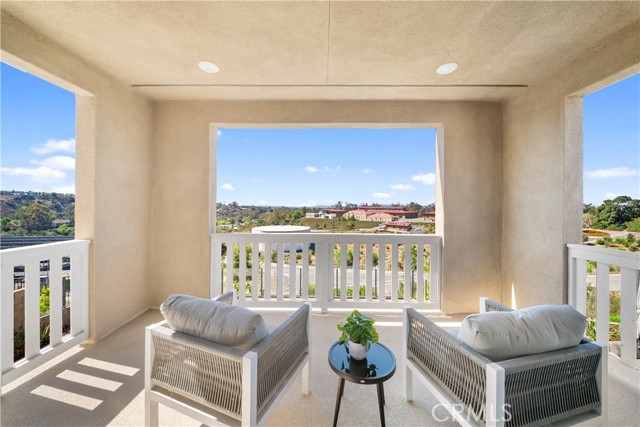 671 Pelion, Lake Forest CA: https://media.crmls.org/medias/52c1ad37-fc7e-4c3d-b8d2-ab1058a819b7.jpg