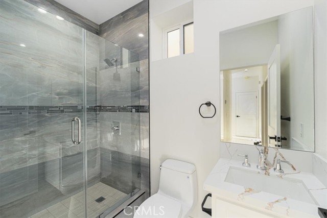 3722 Lomitas Drive, Los Angeles CA: https://media.crmls.org/medias/52c1e98c-d147-4713-b223-e5ffee051649.jpg