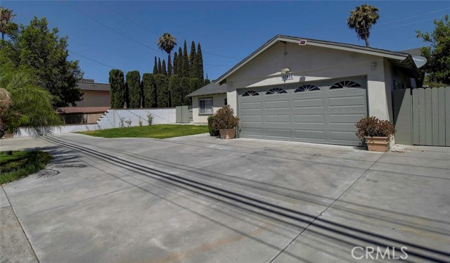 Detail Gallery Image 2 of 23 For 12911 Browning Ave, North Tustin,  CA 92705 - 5 Beds | 4 Baths