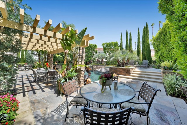 3121 Corte Linda, Newport Beach CA: https://media.crmls.org/medias/52c33acc-7196-4aea-b61e-0d797f3871b9.jpg