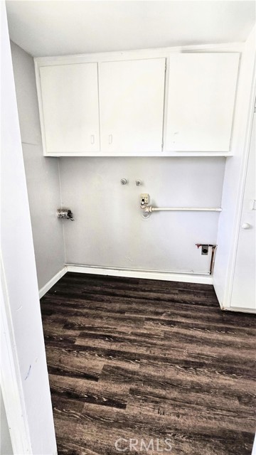 Detail Gallery Image 6 of 14 For 14411 Willow, Hesperia,  CA 92345 - 3 Beds | 2 Baths