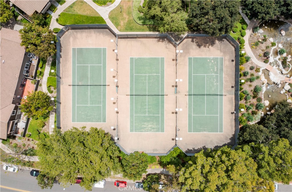 https://media.crmls.org/medias/52c51d81-fa0e-42cf-b8cf-f5aa79085a1c.jpg?preset=X-Large