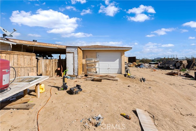 39408 185th Street, Palmdale, California 93591, 2 Bedrooms Bedrooms, ,1 BathroomBathrooms,Single Family Residence,For Sale,185th,SR24042954
