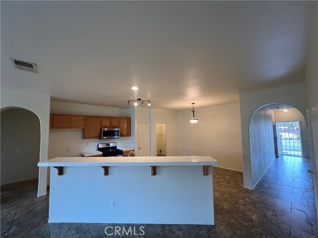 Detail Gallery Image 3 of 27 For 43573 Savannah, Hemet,  CA 92544 - 4 Beds | 2 Baths