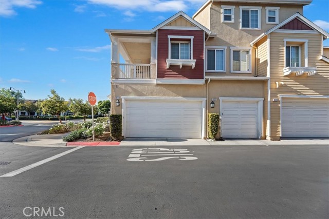 8119 W Preserve, Chino CA: https://media.crmls.org/medias/52c571b8-179c-4f6b-8592-c2bf350f48fa.jpg