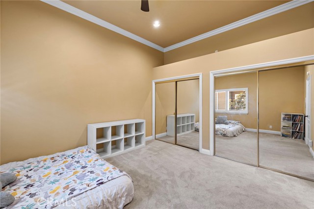 24210 Jasper Lake Lane, Lake Forest CA: https://media.crmls.org/medias/52c5f2e8-4e06-4297-a3da-c3109734fc49.jpg