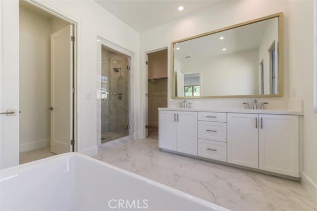 Detail Gallery Image 18 of 32 For 134 Bozeman, Irvine,  CA 92602 - 4 Beds | 4/1 Baths