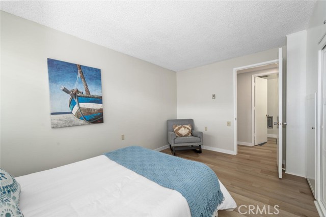 1930 St John Road, Seal Beach CA: https://media.crmls.org/medias/52c65fb8-0617-4087-a289-ec2521330288.jpg