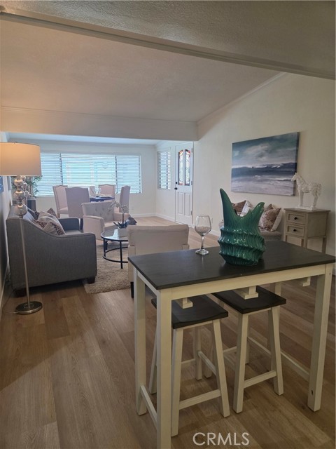 Detail Gallery Image 10 of 18 For 1660 Glenview Rd #78 J.,  Seal Beach,  CA 90740 - 2 Beds | 1 Baths