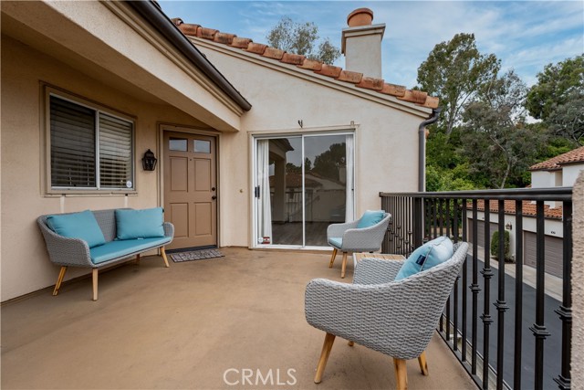 Detail Gallery Image 5 of 29 For 105 Corsica Dr, Newport Beach,  CA 92660 - 2 Beds | 1 Baths