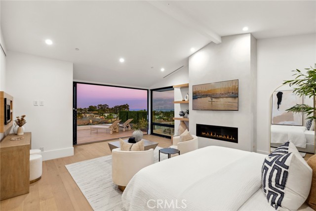 Detail Gallery Image 17 of 53 For 504 Hazel Dr, Corona Del Mar,  CA 92625 - 4 Beds | 3/1 Baths