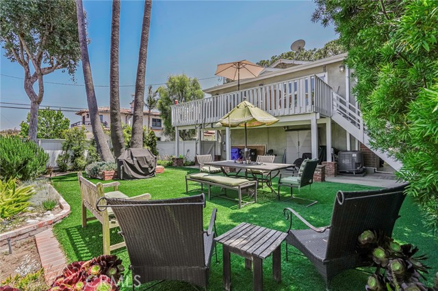 1561 Curtis Avenue, Manhattan Beach, California 90266, ,Residential Income,For Sale,Curtis,PV24251992